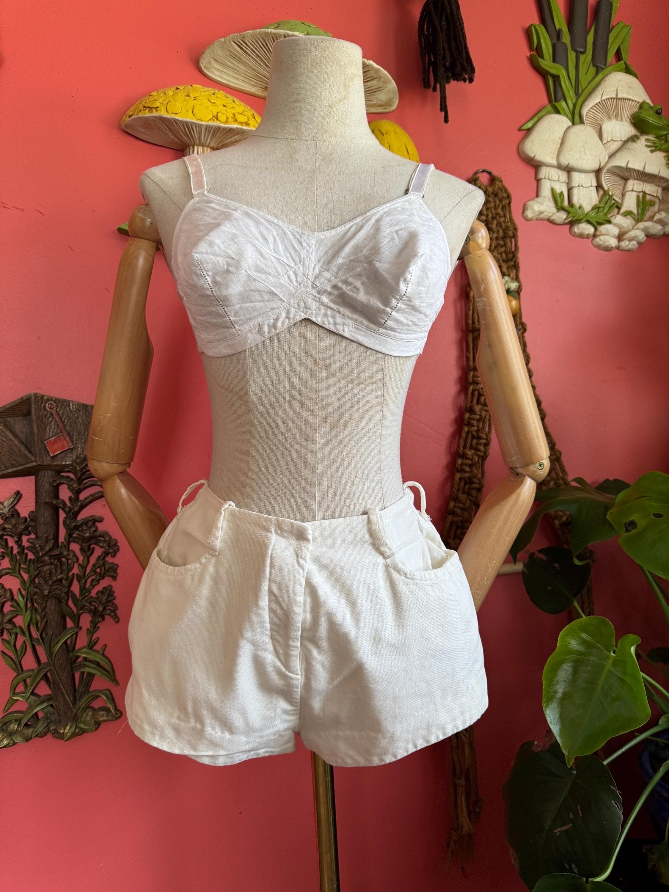 1960s White Micro Shorts, photo 1
