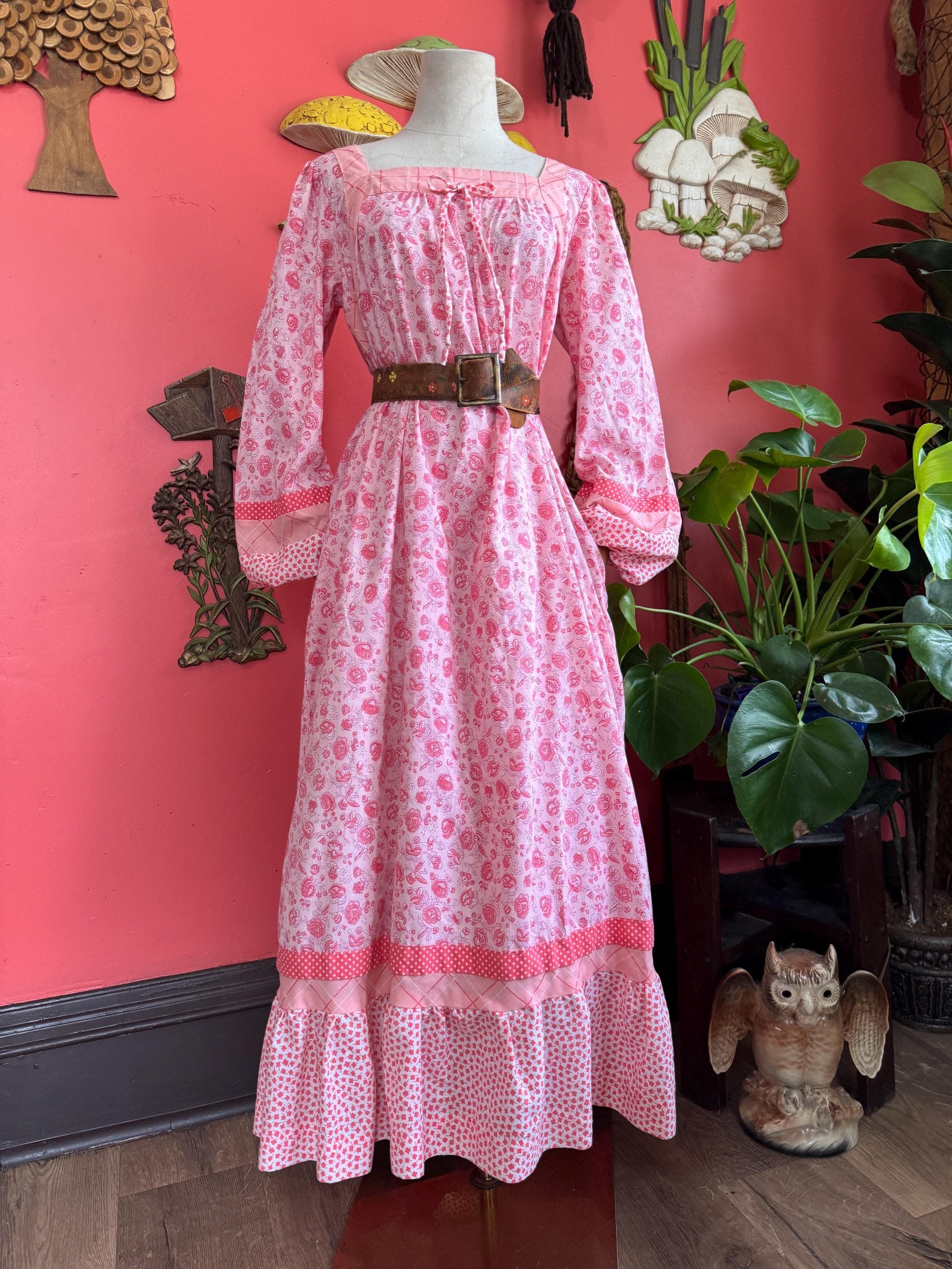 1970s pink maxi floral print prairie dress, photo 1