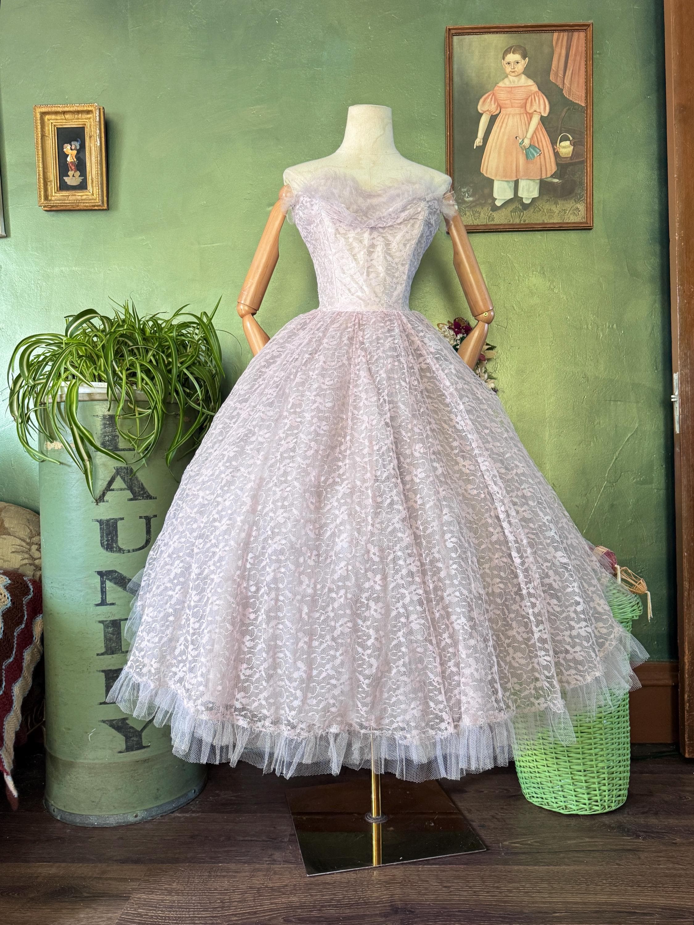 1950s  lavender cupcake dress
