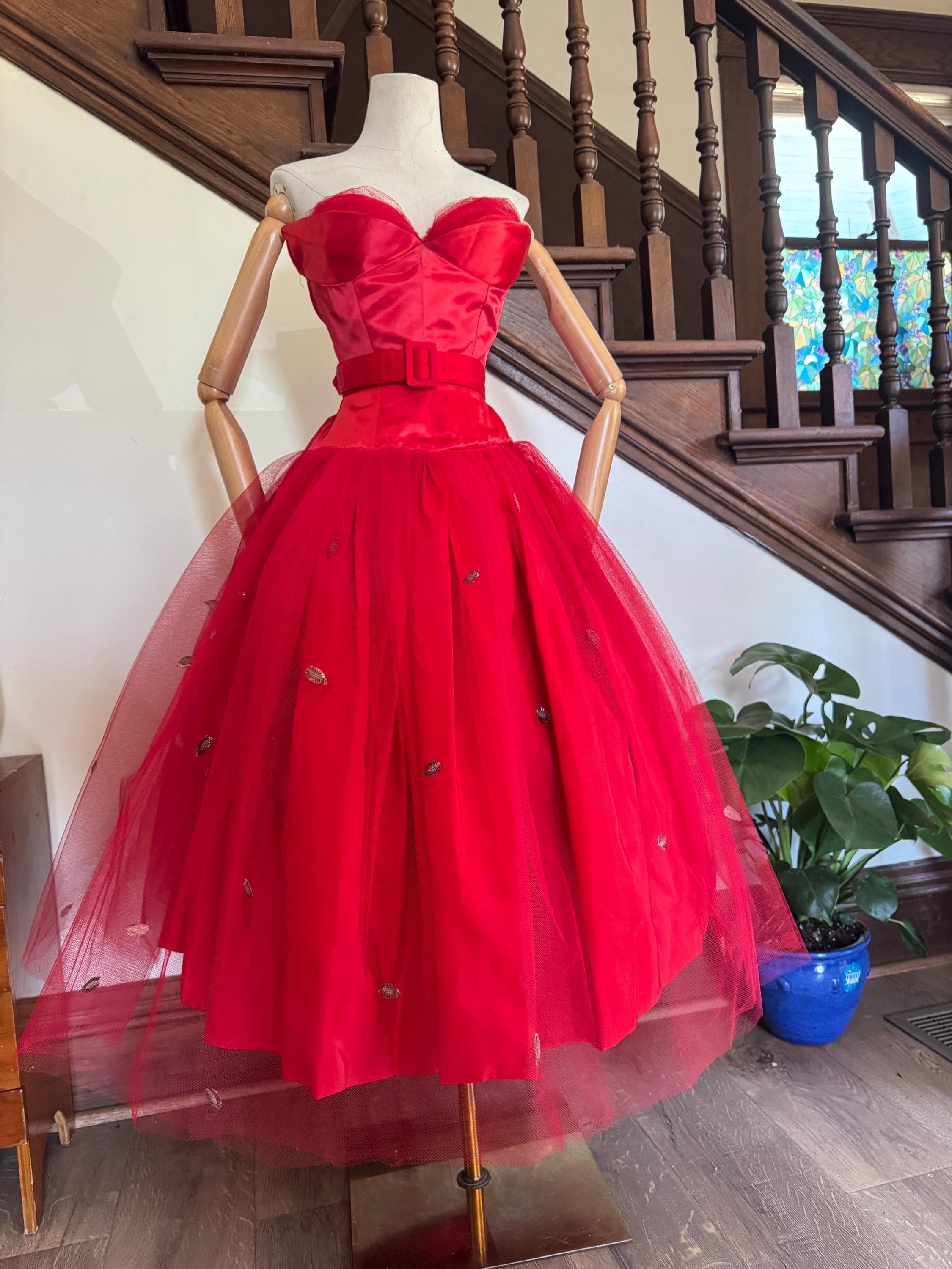 1950s Vivid Red Satin & Tulle Sequined Petal Bust Cupcake Dress, photo 1