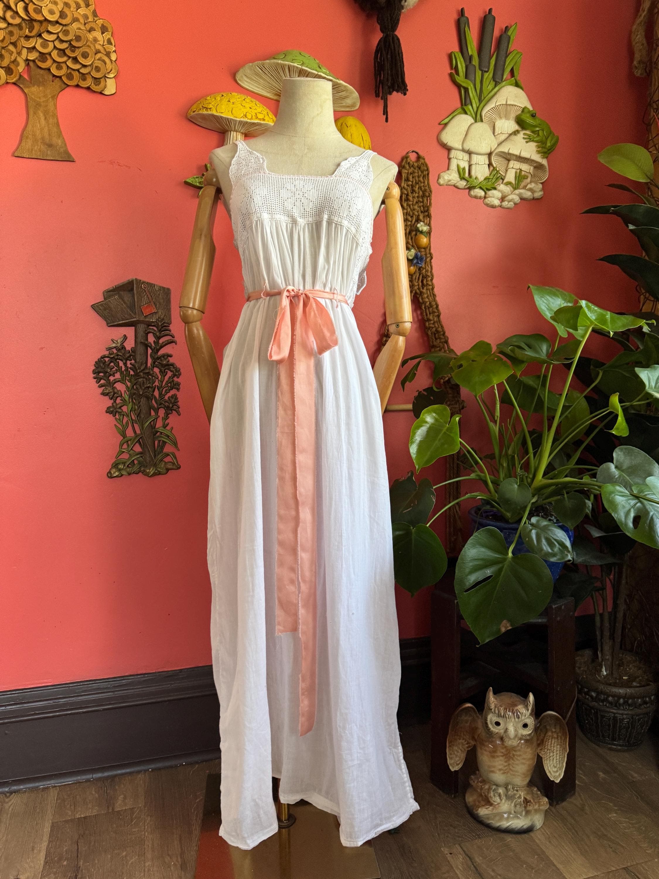 1900s white Belted Crochet Dress, photo 1