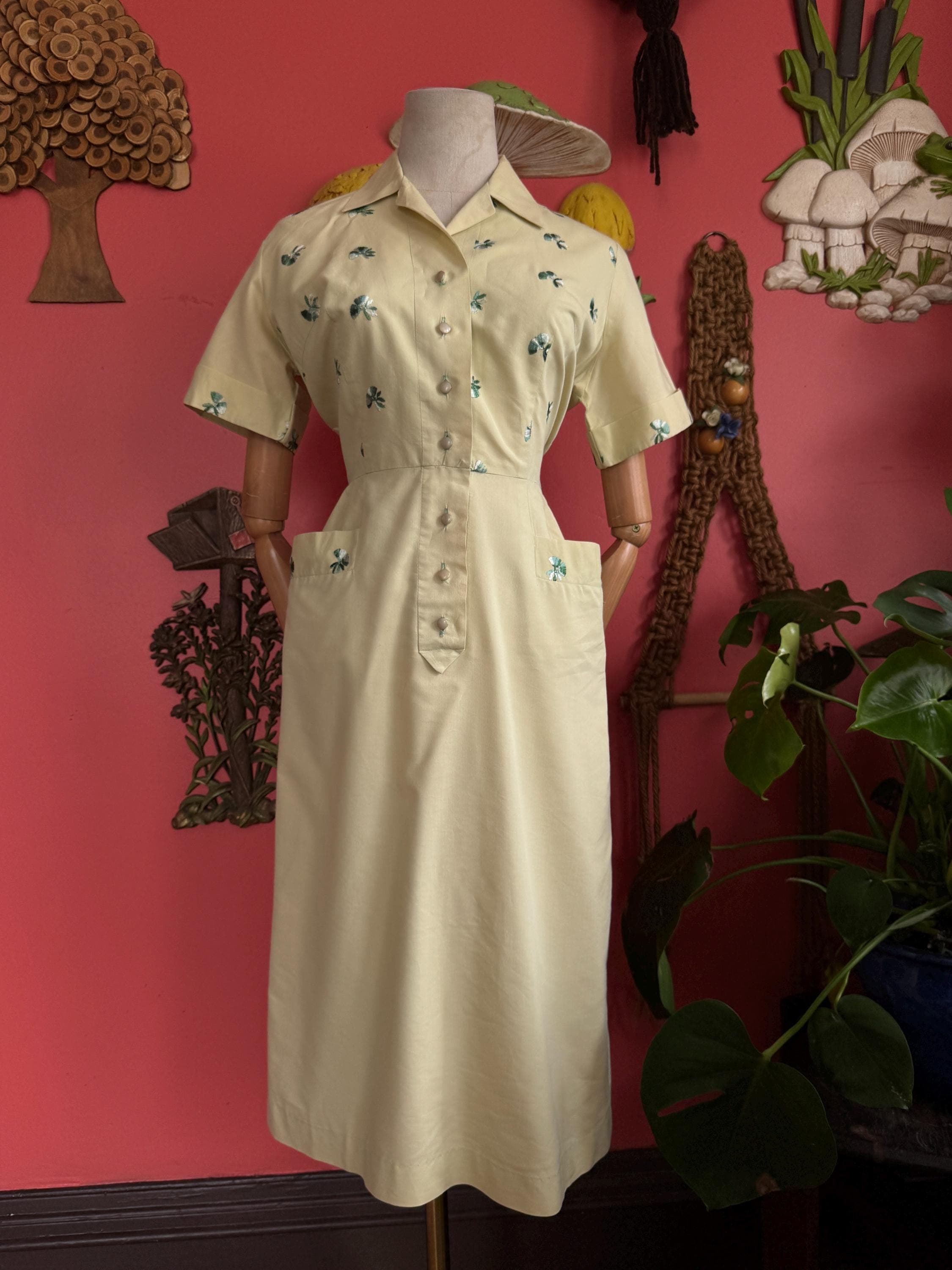 1950s creamy chartreuse embroidered shirt dress, photo 1